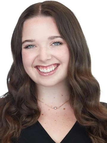 Sara, Hygienist at Woodbury Dental Care.